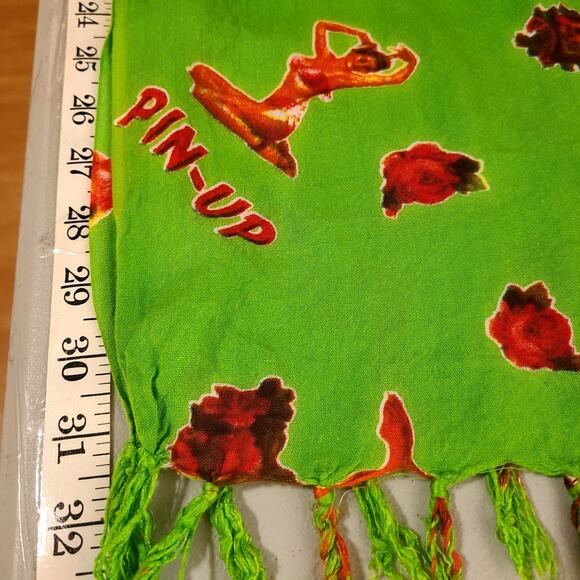 Pin Up Girl Print Coquette Wrap/Scarf Multi Color Art To Wear Model Strike Pose - Picture 8 of 10